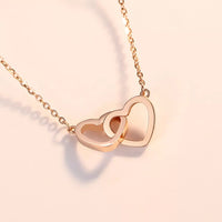 Interlinked hearts necklace