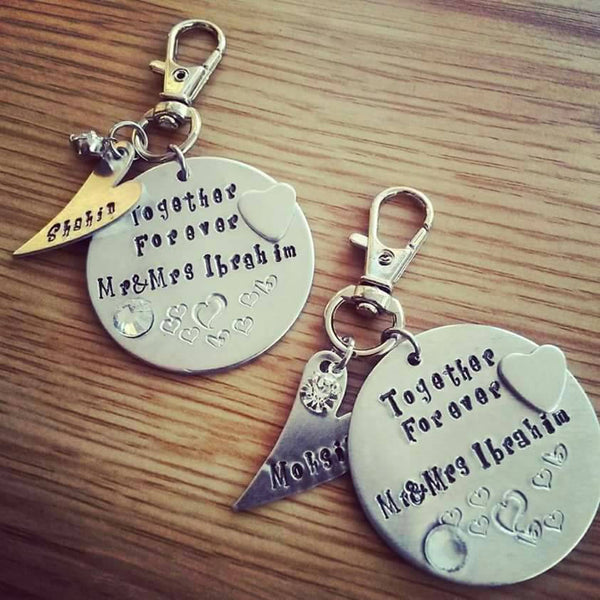 Together forever wedding gift keyring, Mr and Mrs keyring pair, personalised keychain,Wedding celebration, anniversary gift for him and her